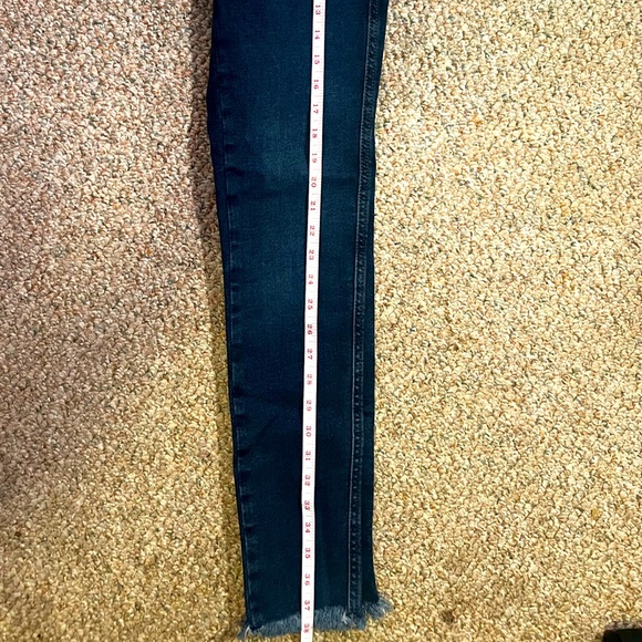Free People raw hem high-rise jeggings. Size 28 NWT - Picture 11 of 12